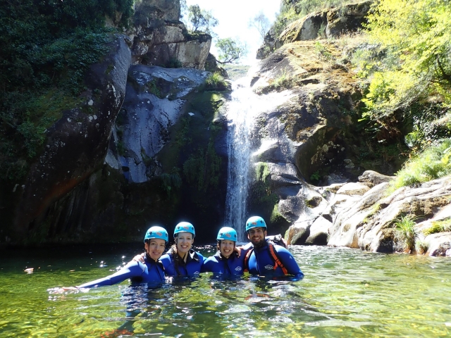  Glücklich im Wasser 