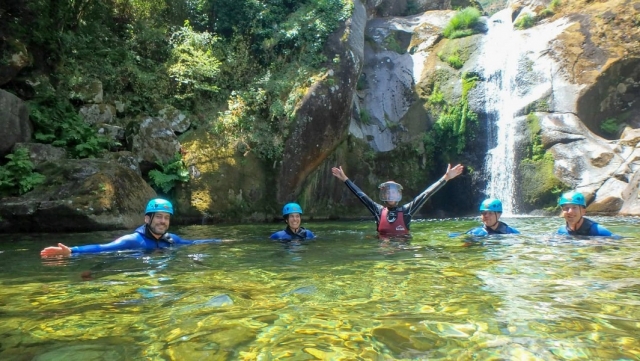  Everyone in the water