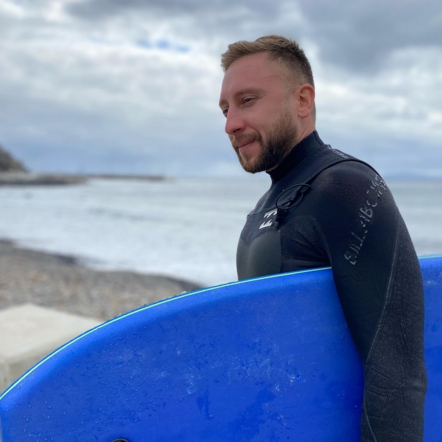  Smart surfer 