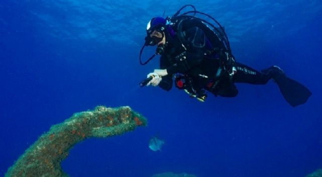  Diving baptism