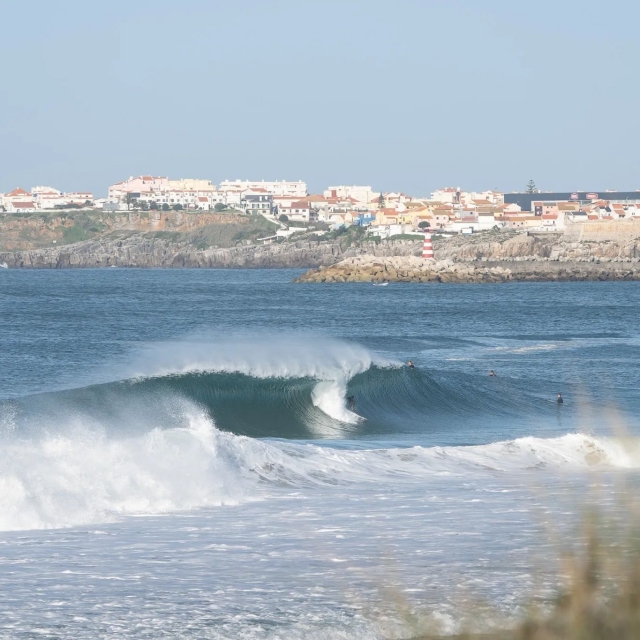  The waves of Peniche 