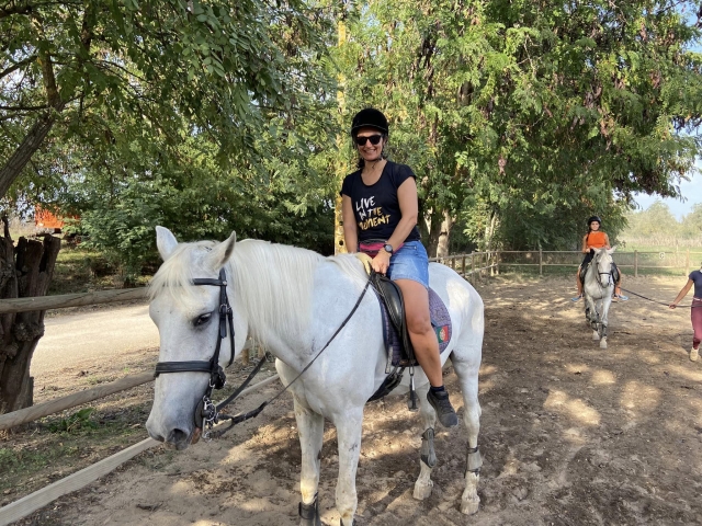  À cheval 