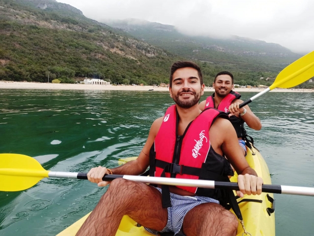  Divertirsi in kayak 