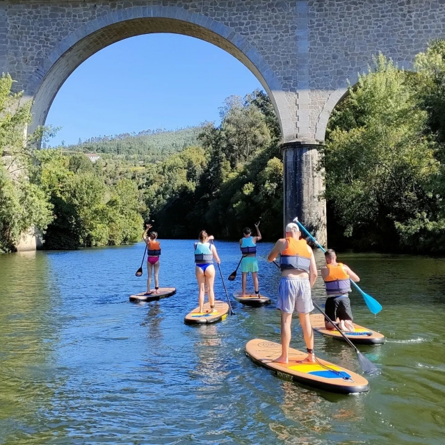  Crossing the arch of a wonderful stone bridge