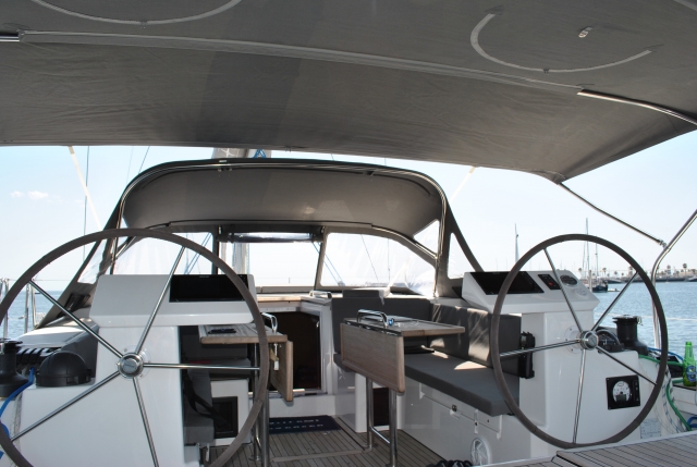  Timoni del nostro grande yacht 