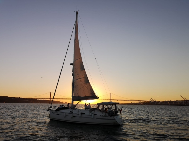  Sailing the Atlantic 