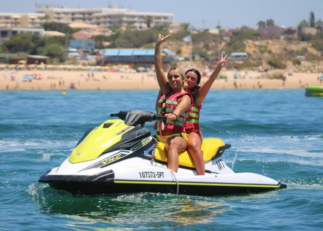  Jetskis mit Freunden 