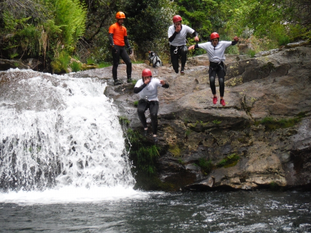  Godersi un trekking sul fiume 