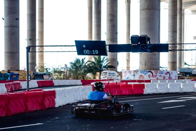  O relógio a marcar o tempo no circuito 