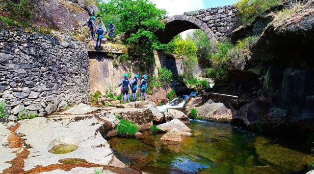  Canyoning de nível médio 