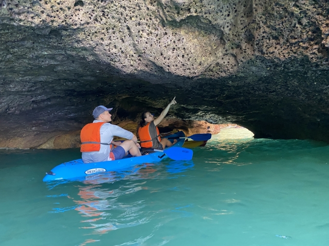  Esplora le grotte di Benagil 