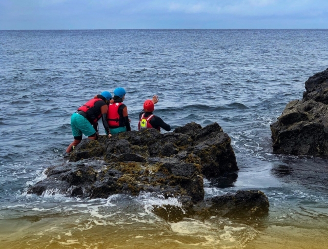  Coasteering a São Miguel 