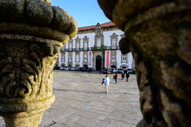  Esterno del Palazzo Vescovile 