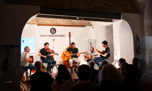 Actuación en La Casa de la Guitarra