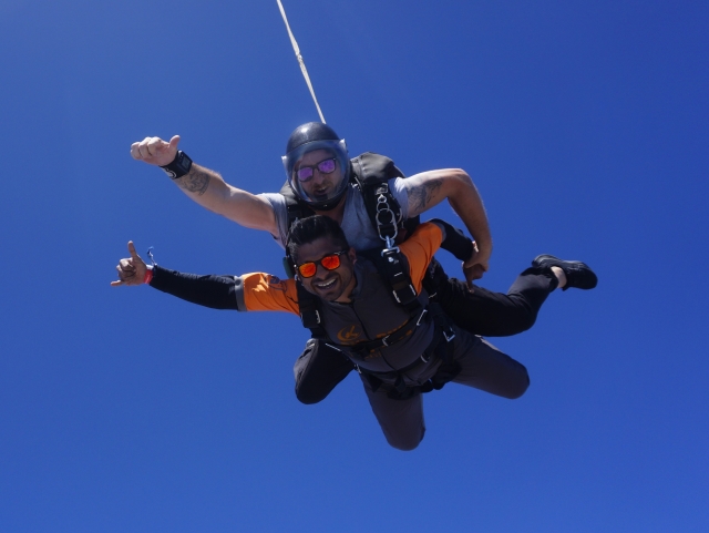  Tandem Parachutismo con l'istruttore 