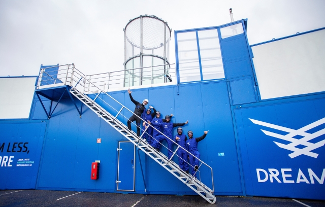  Enjoying the wind tunnel with friends 