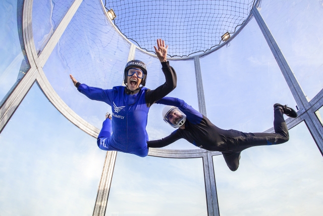  floating in the wind tunnel 