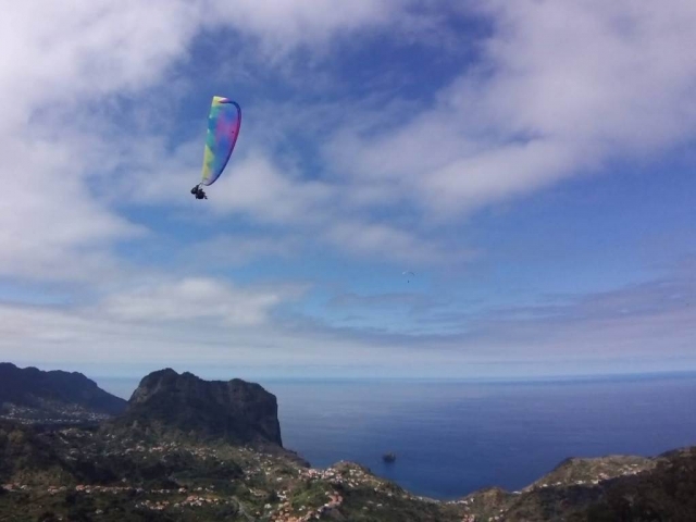 Paragliding in Funchal 