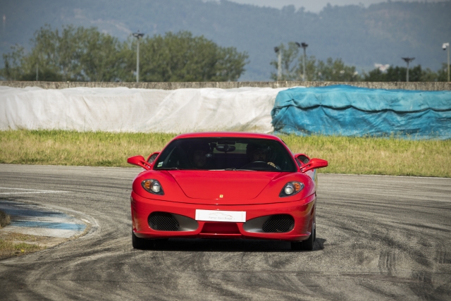 Copiloto Ferrari circuito Vasco Sameiro 2 vueltas