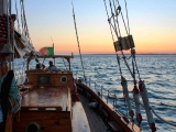 Passeio de Barco Pirata Costa Algarvia para adultos