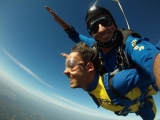 Salto de paraquedas 4000 m + câmera externa Chaves