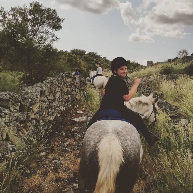  Passeios a cavalo no campo