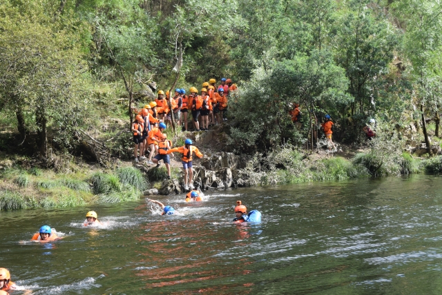  Swimming through the Paiva River 