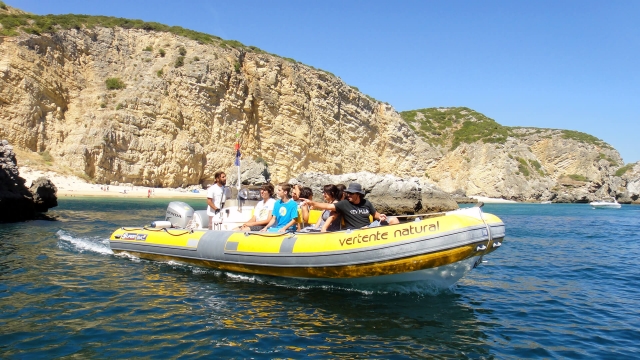  Boat trip in Arrábida 