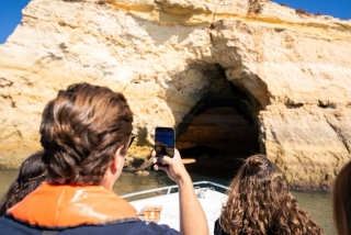 Bootsfahrt zur Benagil-Höhle für Erwachsene, 1 Stunde