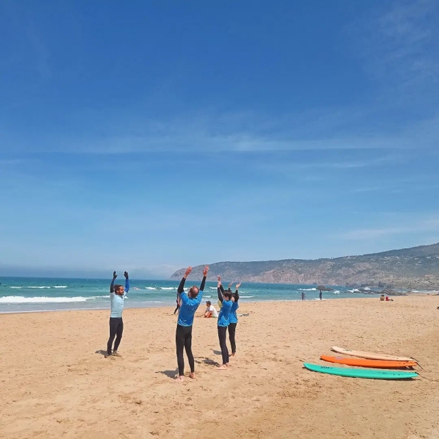  Group surfing 