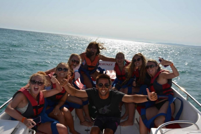  In procinto di fare parasailing 