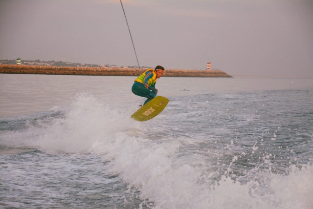  Wakeboarding session 
