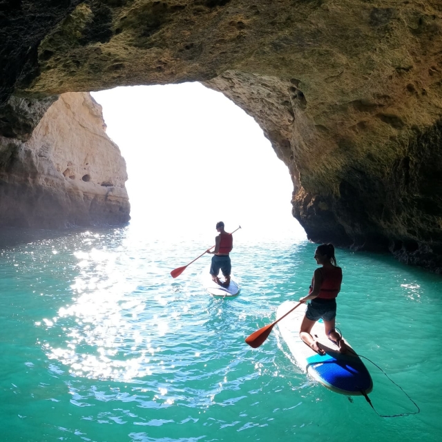 Cuevas de Benagil en paddle surf
