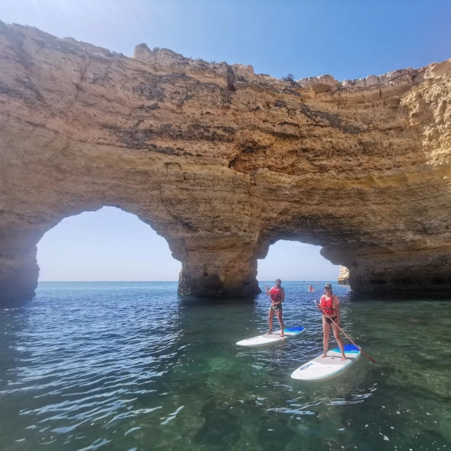 Paseo en paddle surf en el Algarve