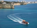 Passeio de barco pelas grutas algarvias para crianças 2h30m