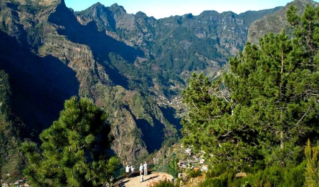  Vale do Curral das Freiras 