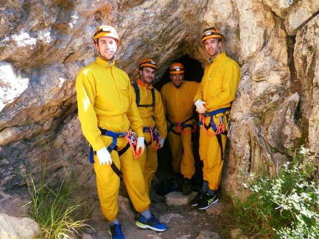  Spéléologie entre amis