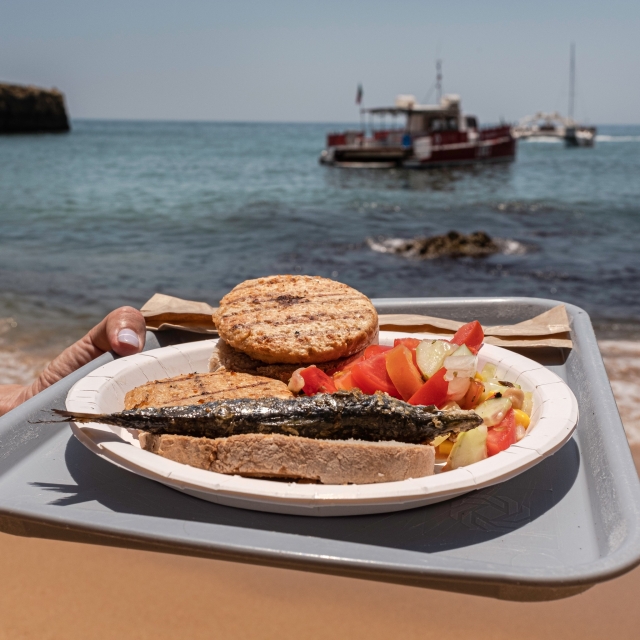  Barbecue à bord