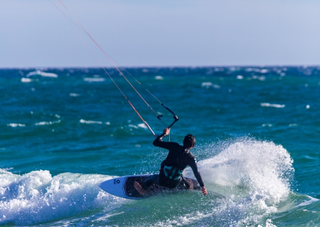  Au milieu d'un virage en kitesurf