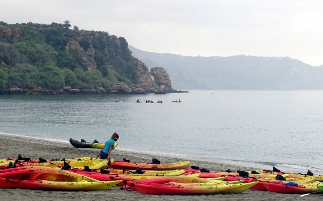  several unoccupied canoes before the race 