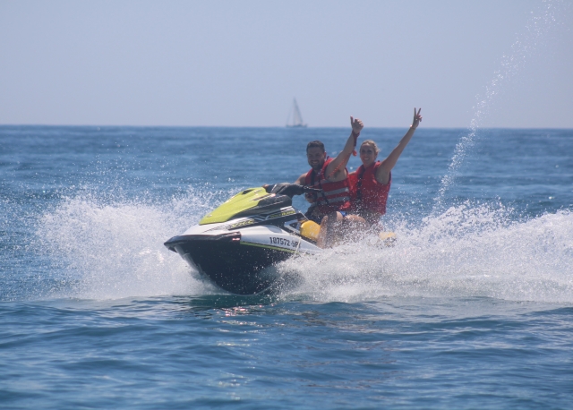  Fun on a jetski 