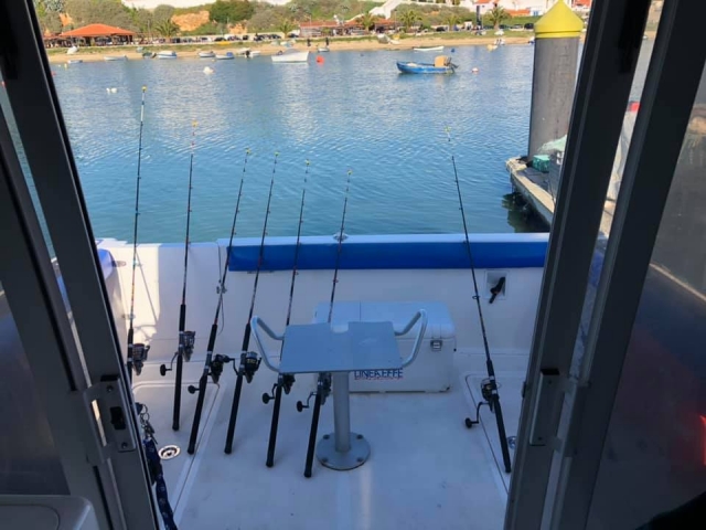  Equipamento de pesca pronto para capturar tubarões 