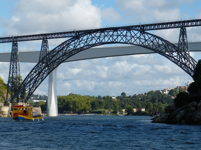  Uno dei ponti di Porto 