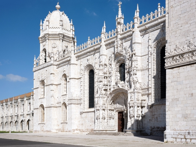  Arquitetura em calcário branco 