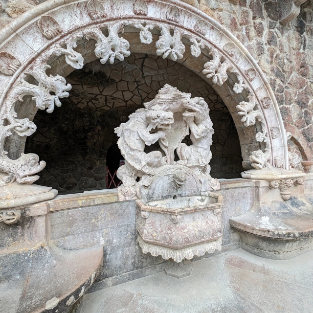 Fuente de los Dragones