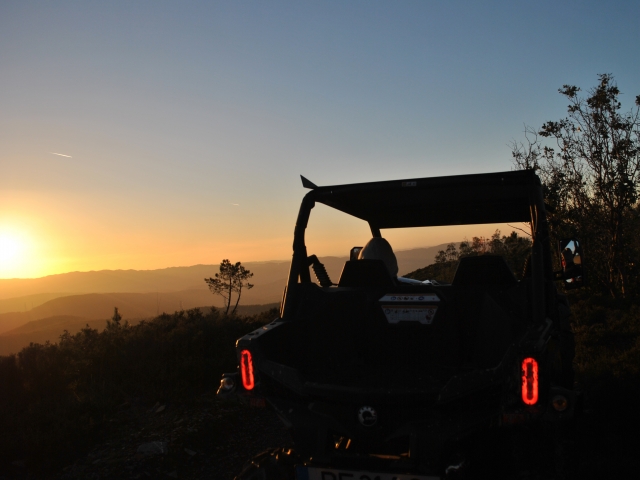  Buggy au coucher du soleil 