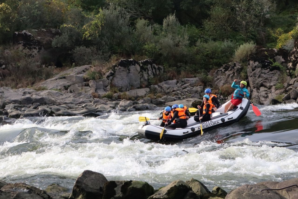  El rafting es una aventura 