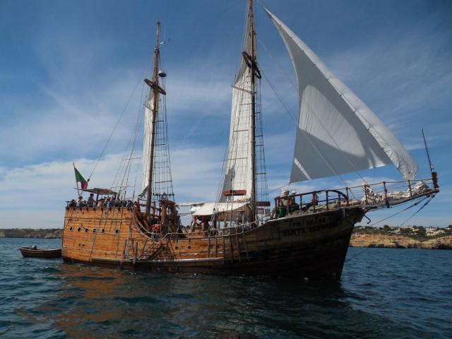Barco pirata en Faro
