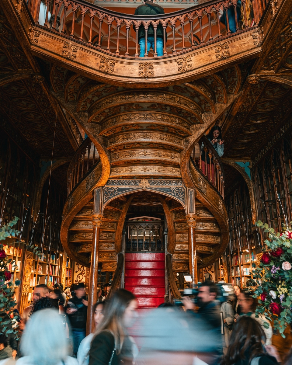 Lello Bookstore 