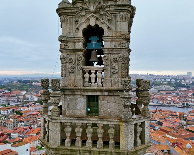  Von der Spitze des Torre dos Clerigos 